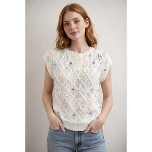 Vintage Lady Van Heusen Sweater Vest Cream Pastel Floral Design Hand Knit Easter